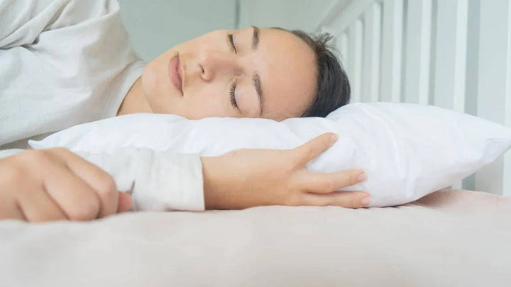 The Best Pillow for Side Sleepers: Why Wool Is the Ultimate Choice