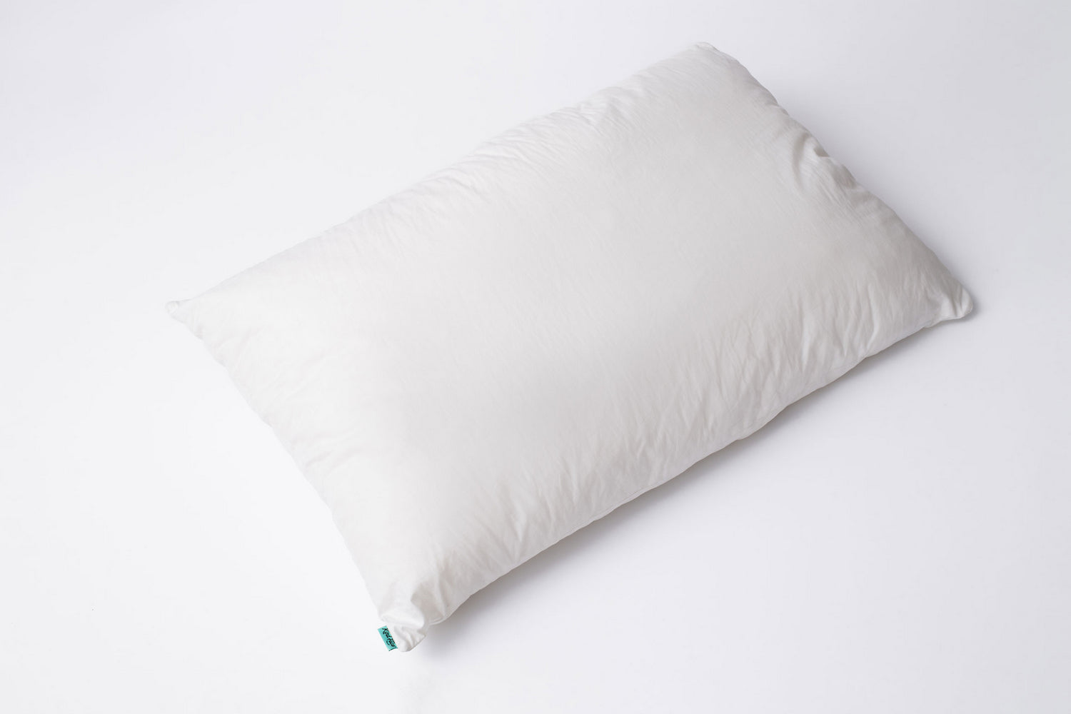 A Standard Size Kind Face Cloud Wool Cushion Inner in White